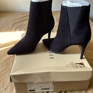 Ted baker size 9 suede ankle stiletto boot